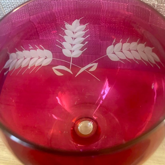 Vintage 6” Cranberry Frosted Glass Etched Wheat Wine Water Goblet - Picture 8 of 8